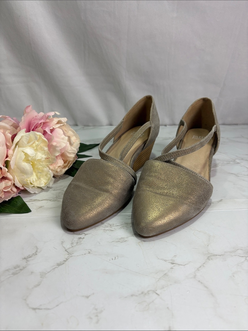 Eileen Fisher Poet Crisscross Pump Metallic Silver Size 7.5 Stacked Chunky Heel